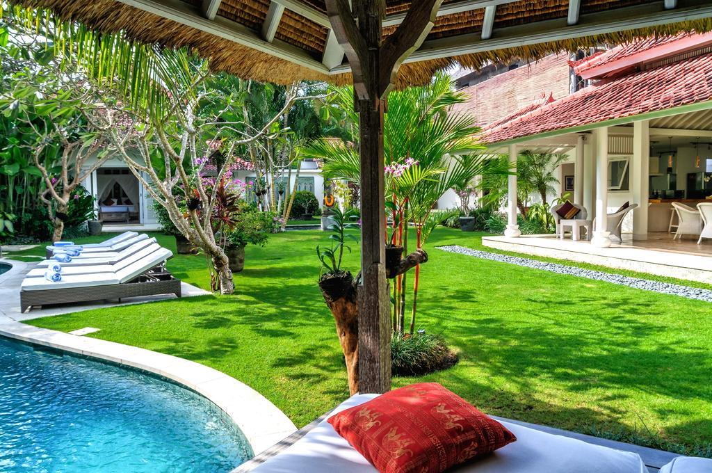 Villa Sipo Seminyak Rum bild